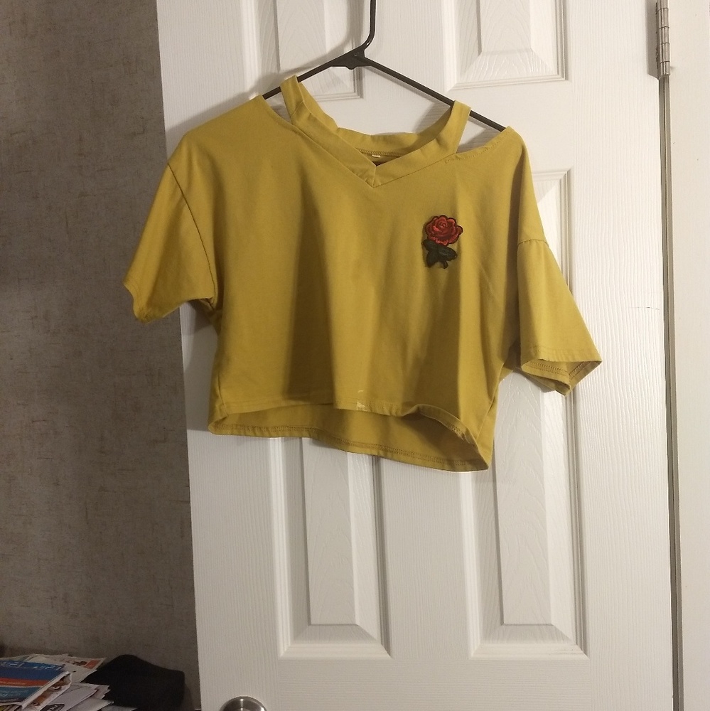 Shirts - Picture 4 of 6